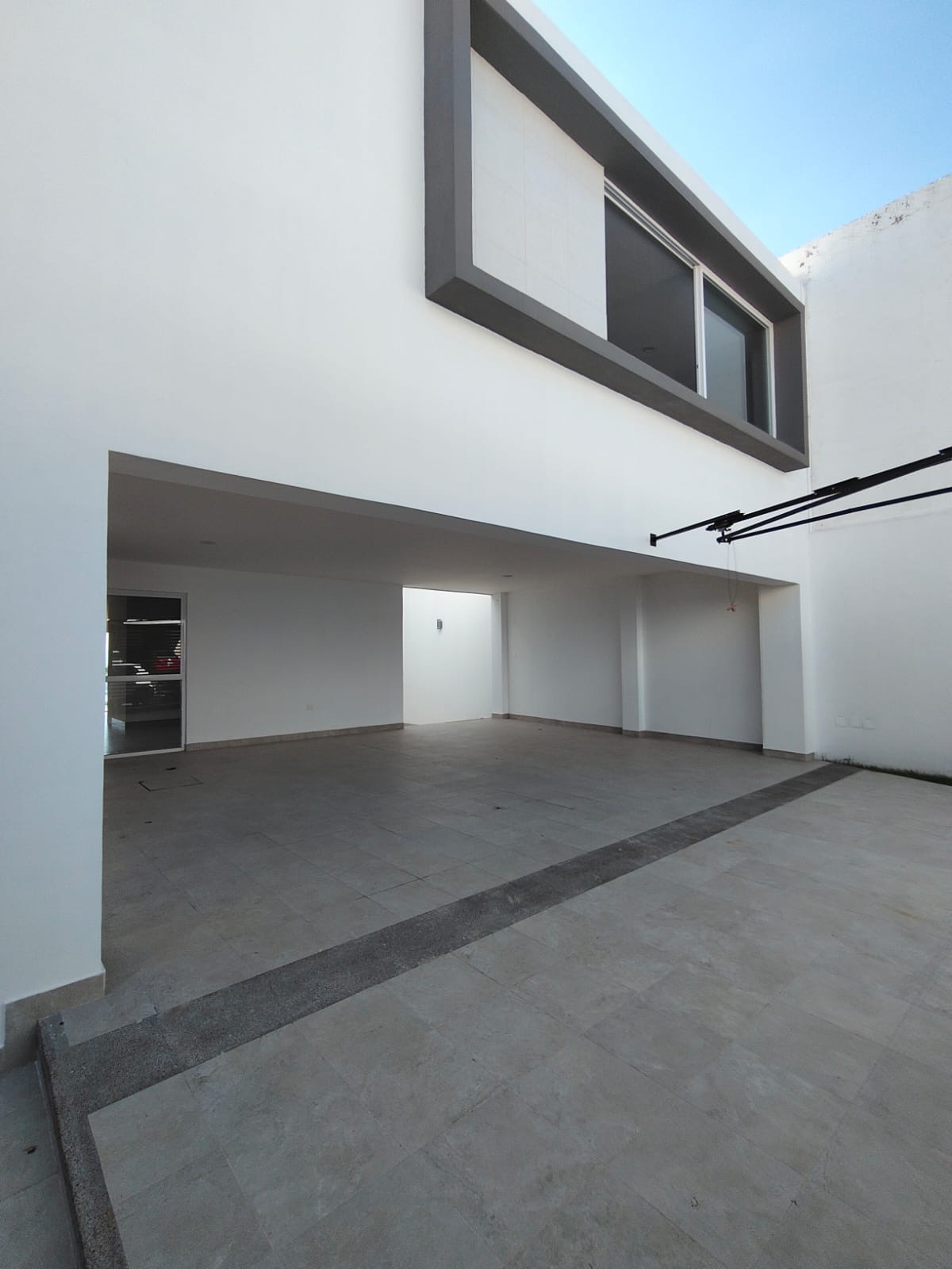 a7a81929-8655-4622-9555-7b98250d9ed9