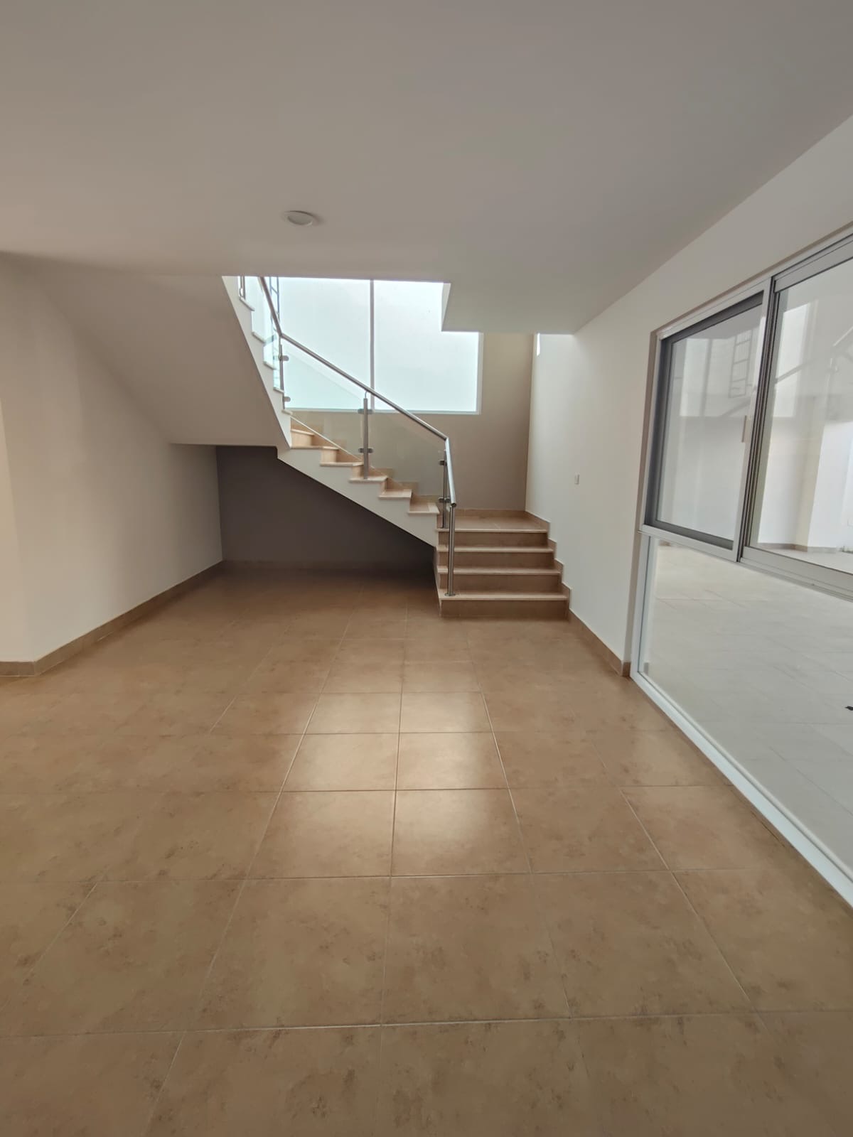 e3f7f040-ee26-4db9-bfaa-a5ceed7f72a5