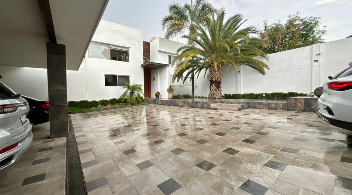 Residencia en Balcones del Campestre