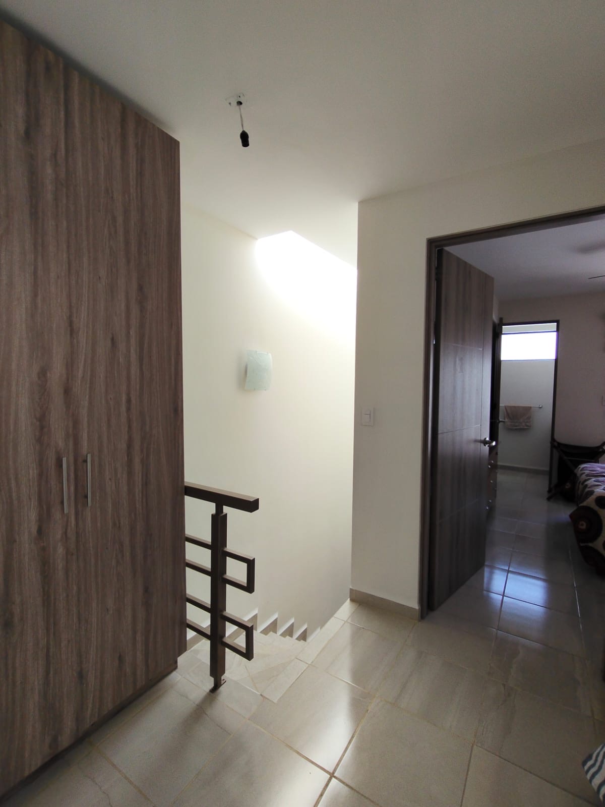 776B3300-C1F4-43C4-999D-72A7ED2F97E3