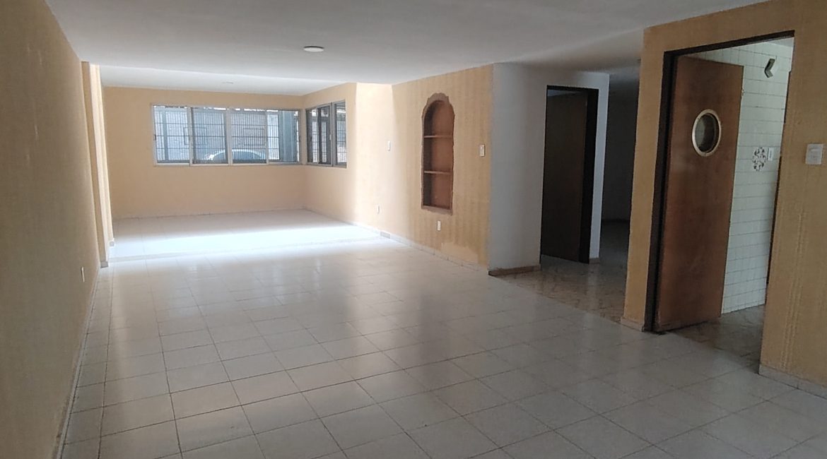 Casa en venta col. Bugambilias, León, Gto.