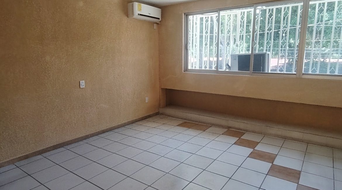 Casa en venta col. Bugambilias, León, Gto.