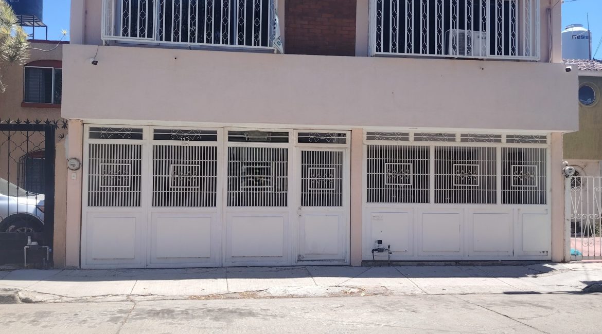 Casa en venta col. Bugambilias, León, Gto.