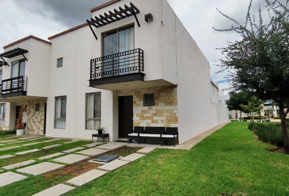 De Alba Residencial Casa en VENTA